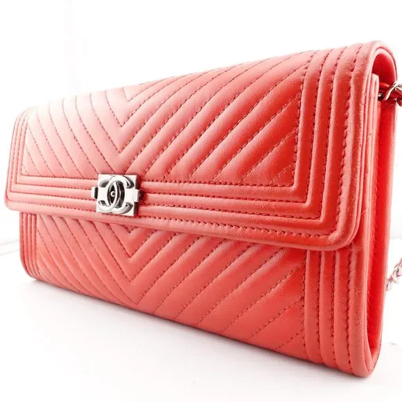 CHANEL Lambskin Chevron Boy Long Flap Wallet on Adjustable Chain - Picture 3 of 8